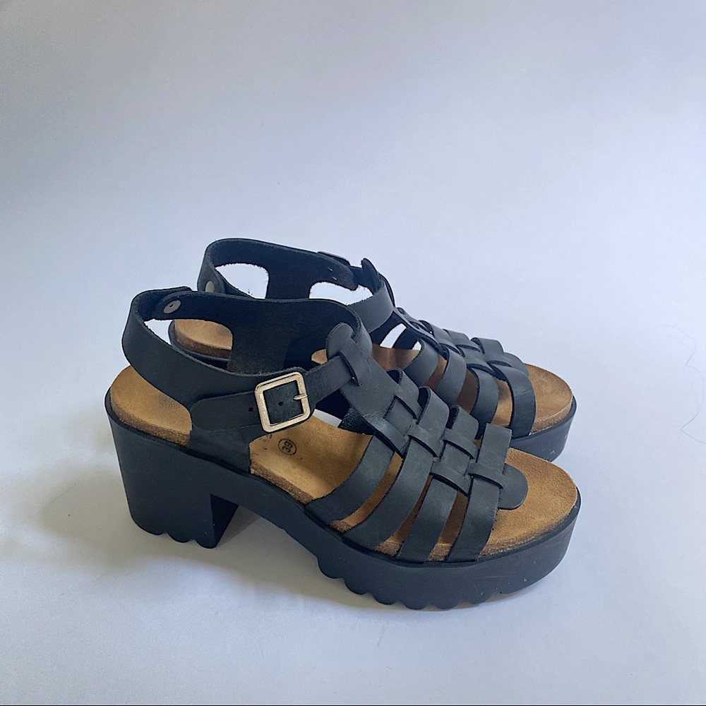 LOLA SABBIA Leather Wedge Sandals (9)